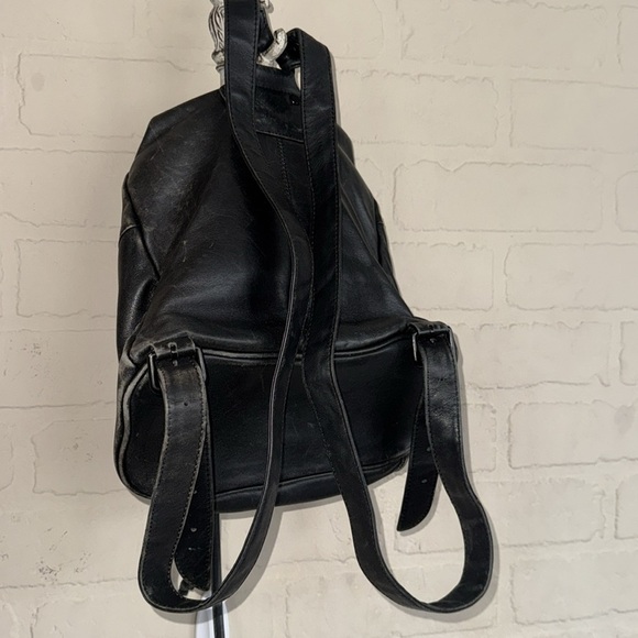 Tumi rucksack backpack Black Leather vintage durable - Picture 4 of 7